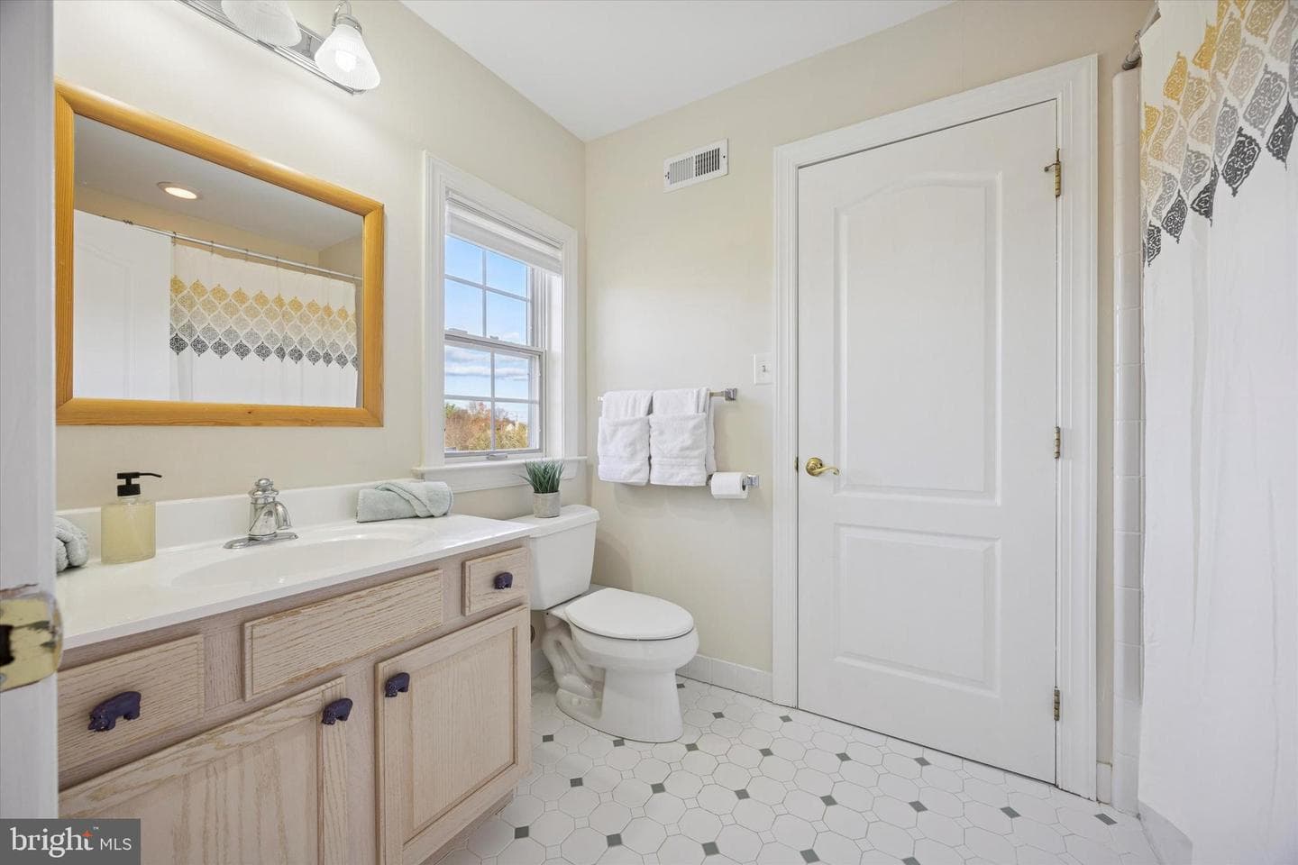 2501 Pond View Drive photo 47
