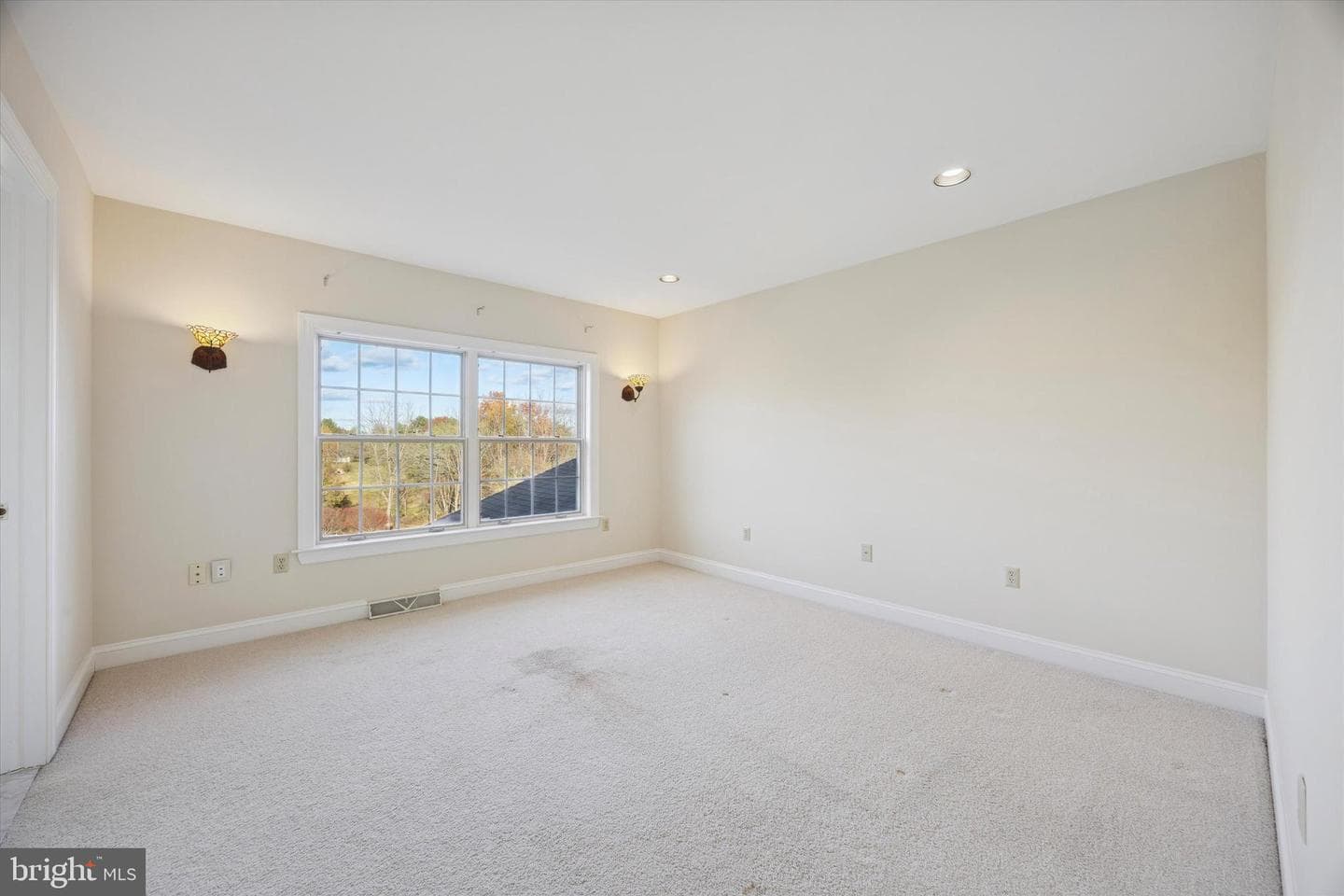 2501 Pond View Drive photo 49