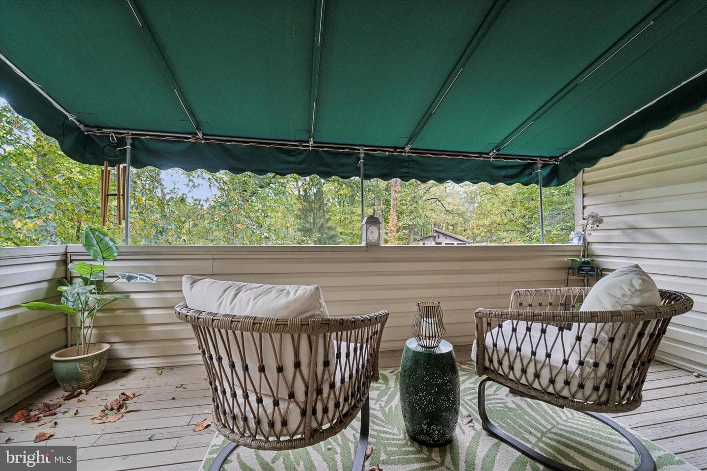 857 Hamilton Drive photo 39