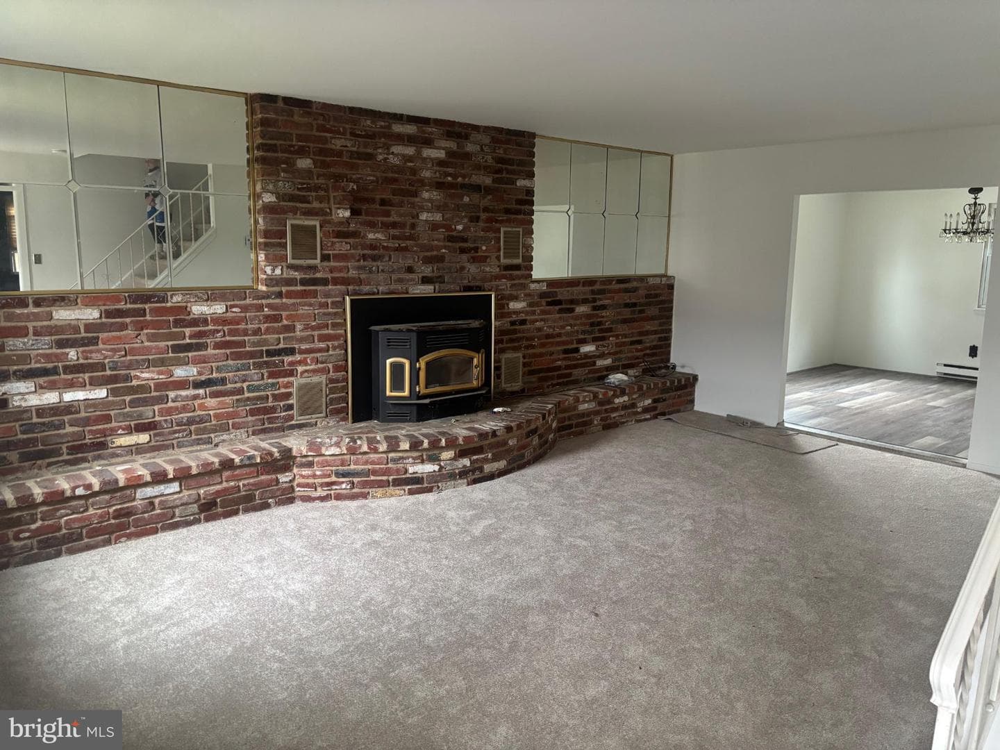 2812 Lillian Avenue photo 3