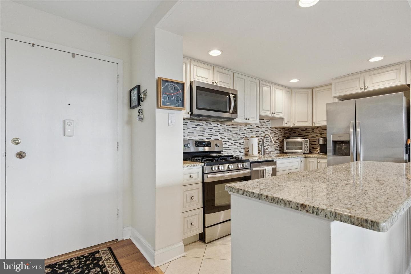 100 West Avenue #609 South/F9 photo 5