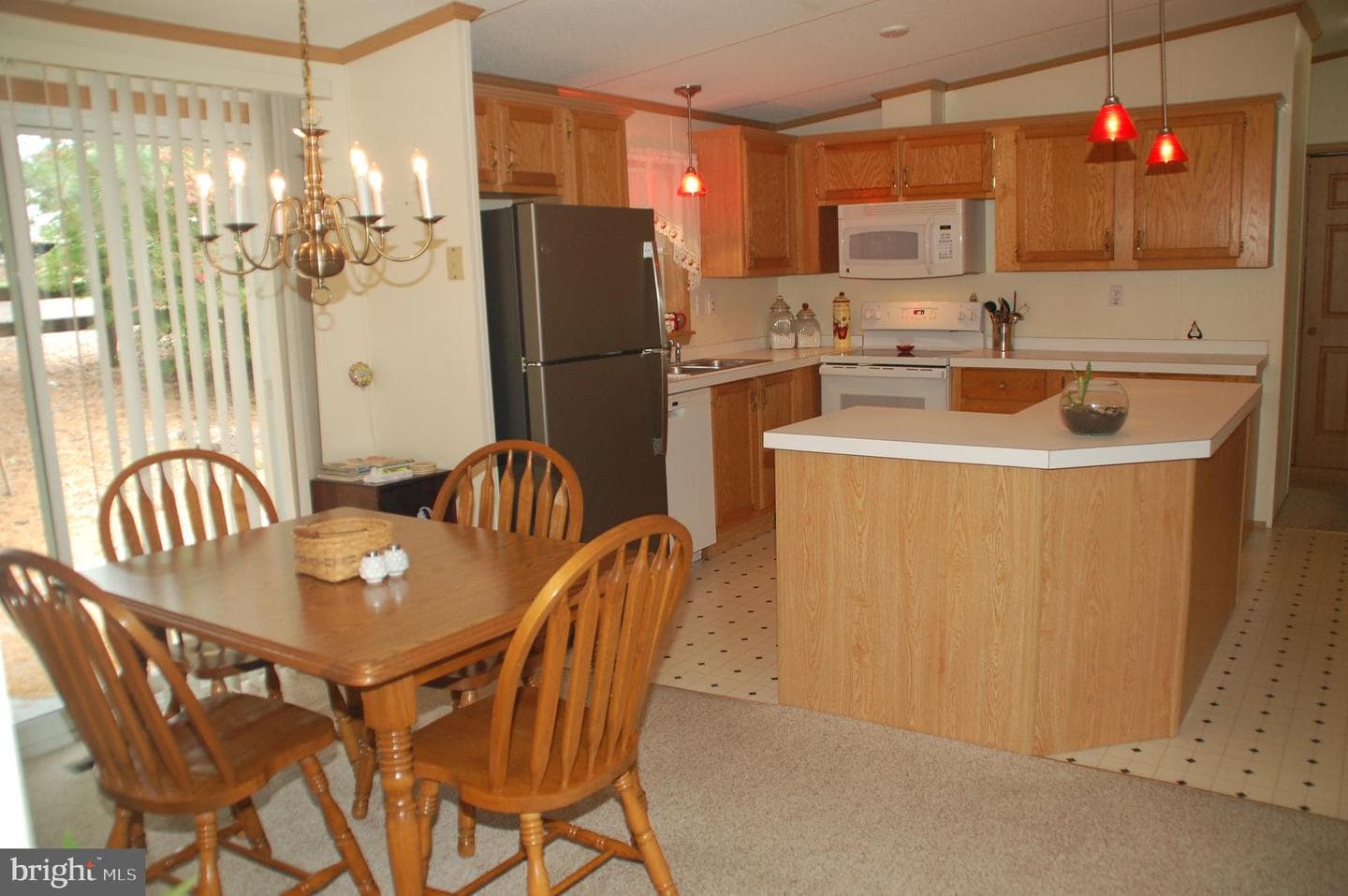 447 Manor House Lane photo 13