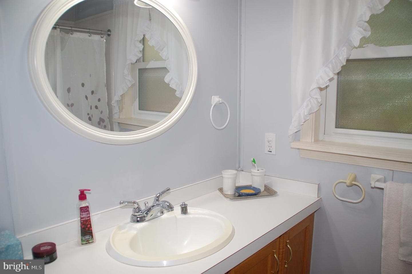 447 Manor House Lane photo 25