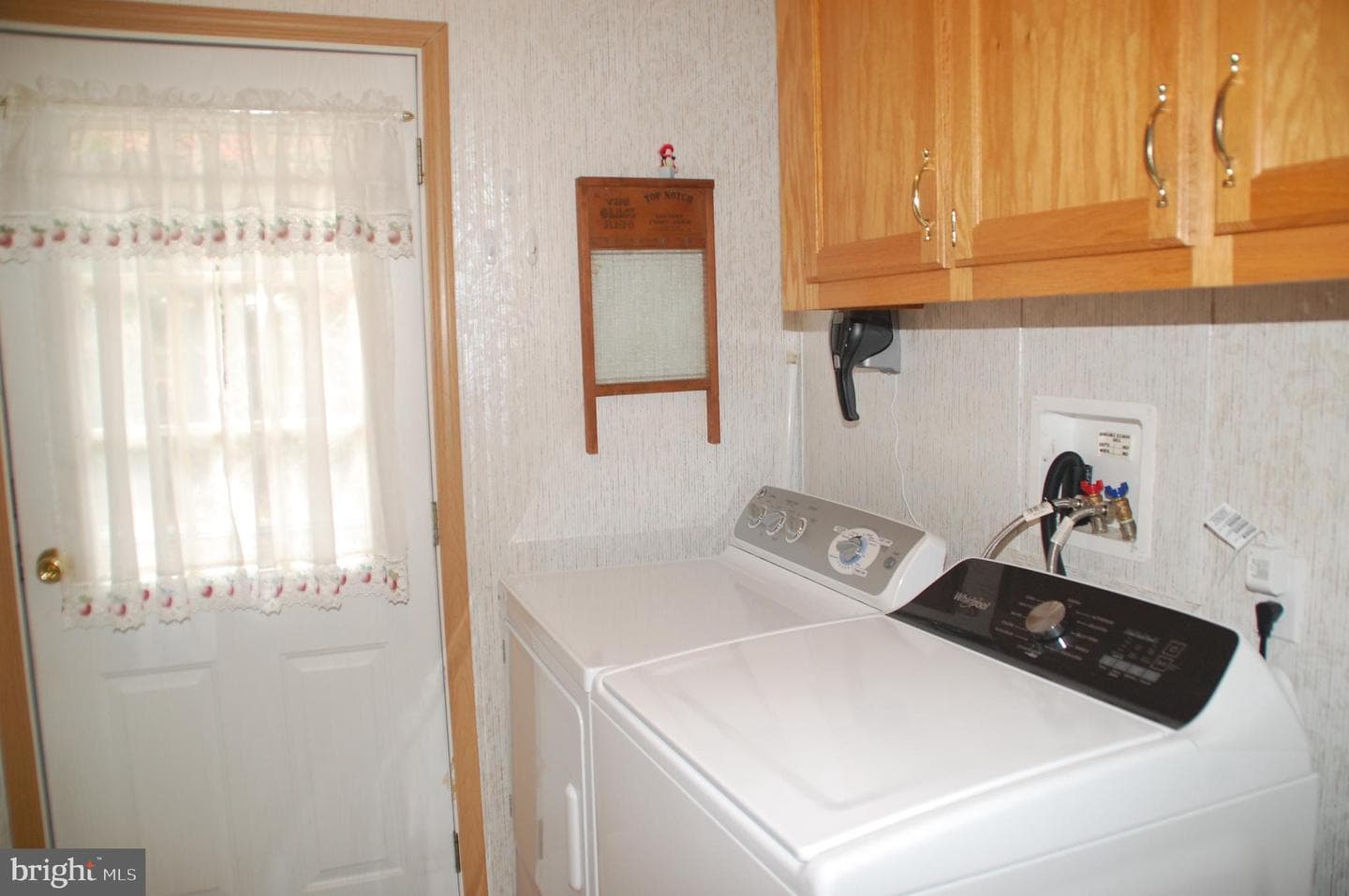 447 Manor House Lane photo 27