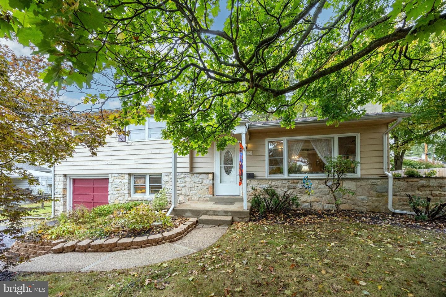 1113 York Avenue photo 2