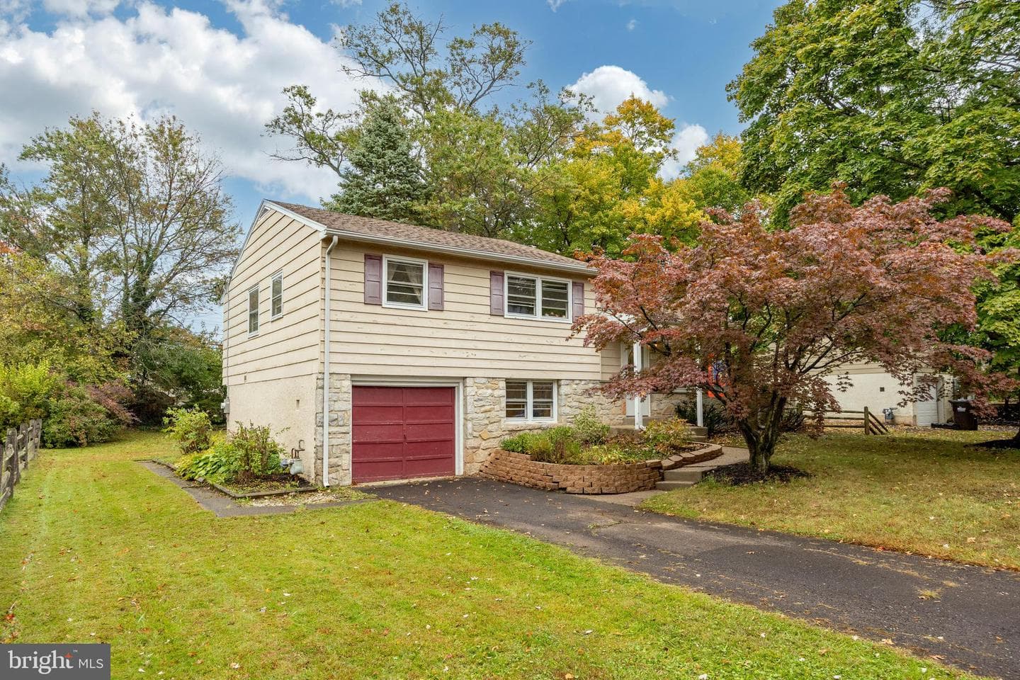 1113 York Avenue photo 3