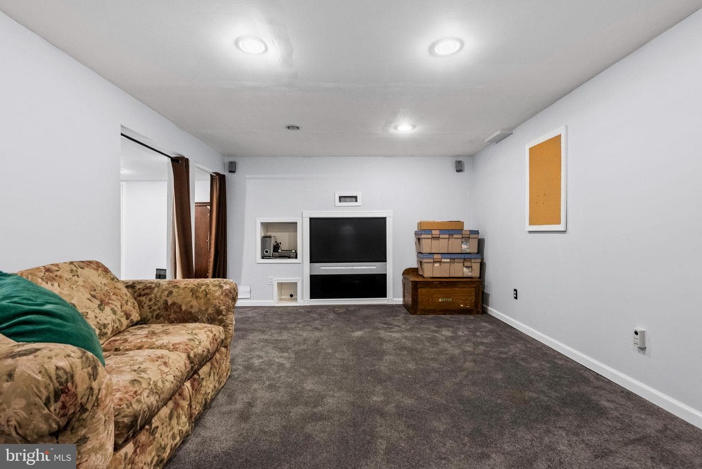300 Deer Run Court photo 27