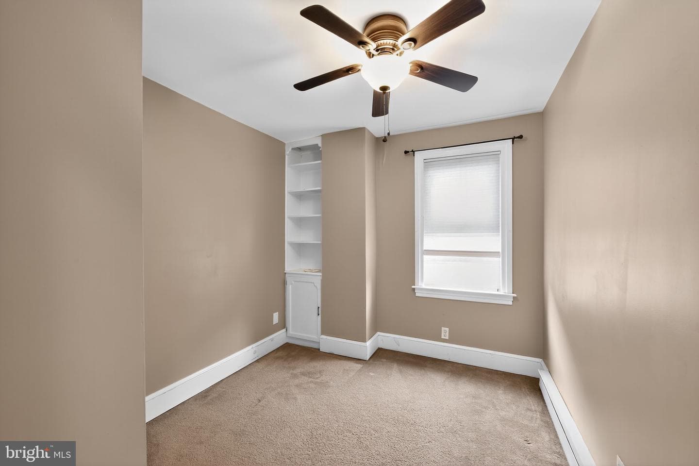 1050 South Street photo 17