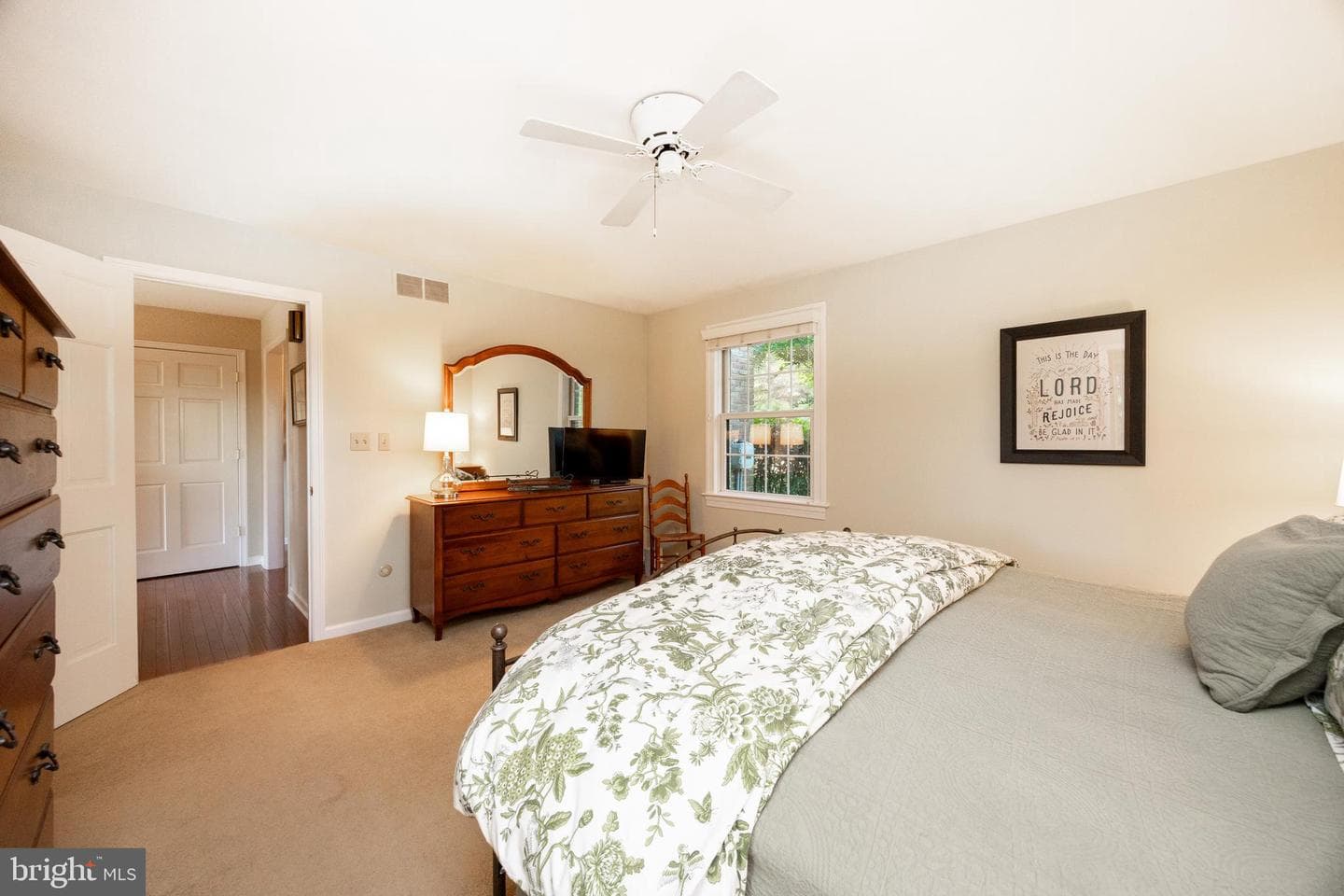 771 Sharon Lane photo 17