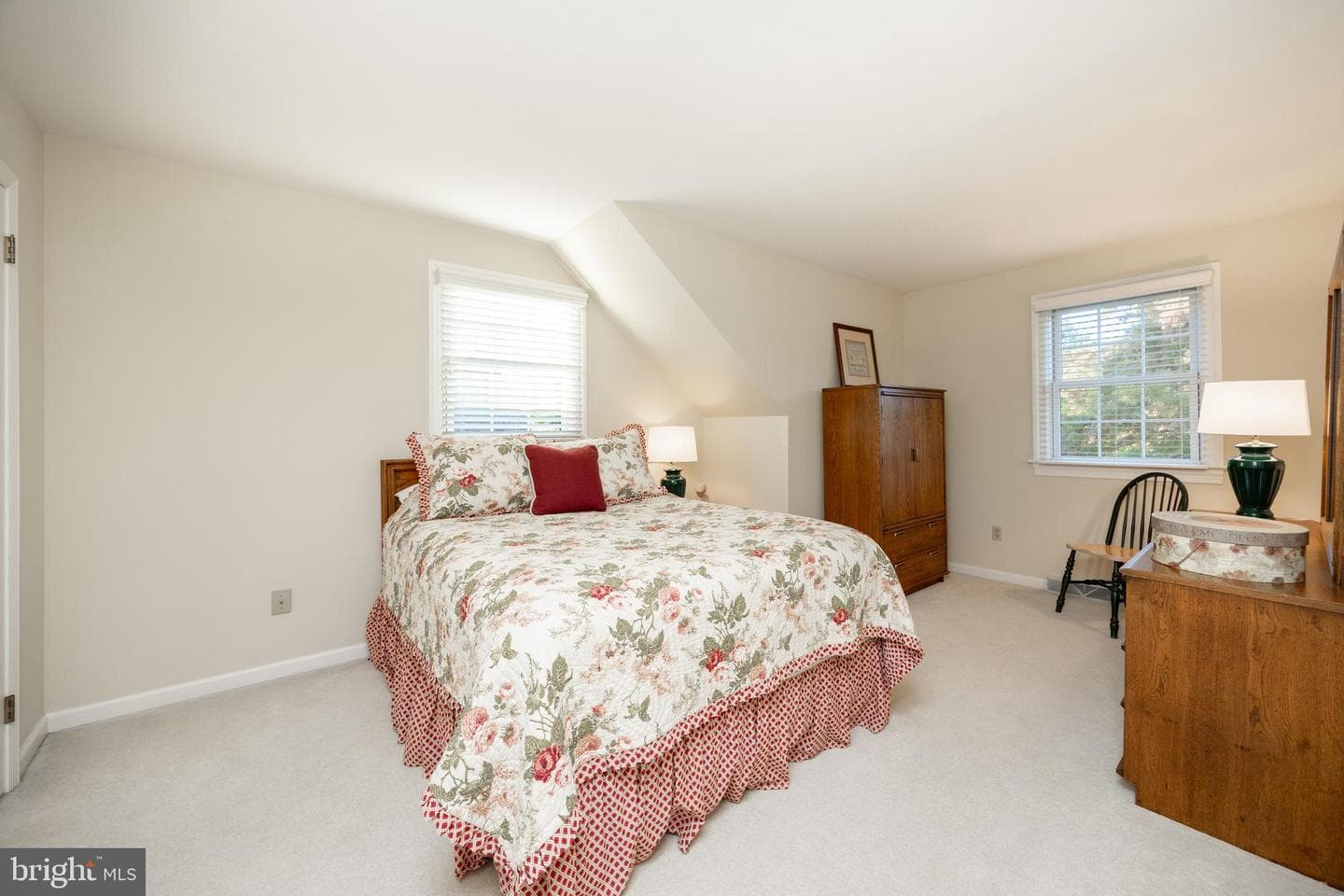 771 Sharon Lane photo 37