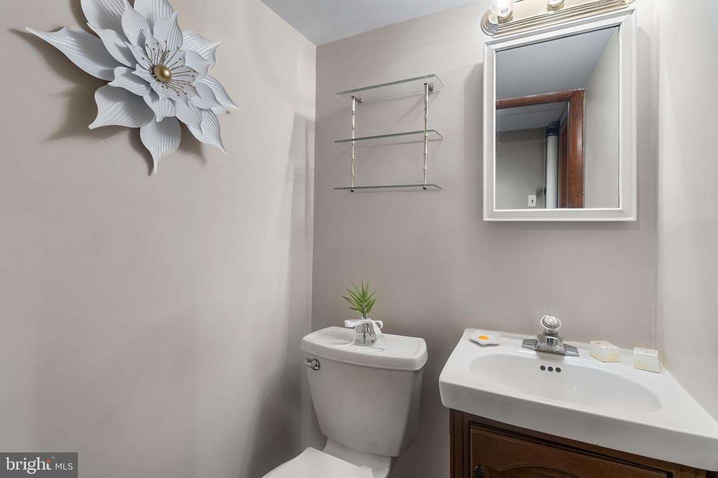 357 Marianne Road photo 12