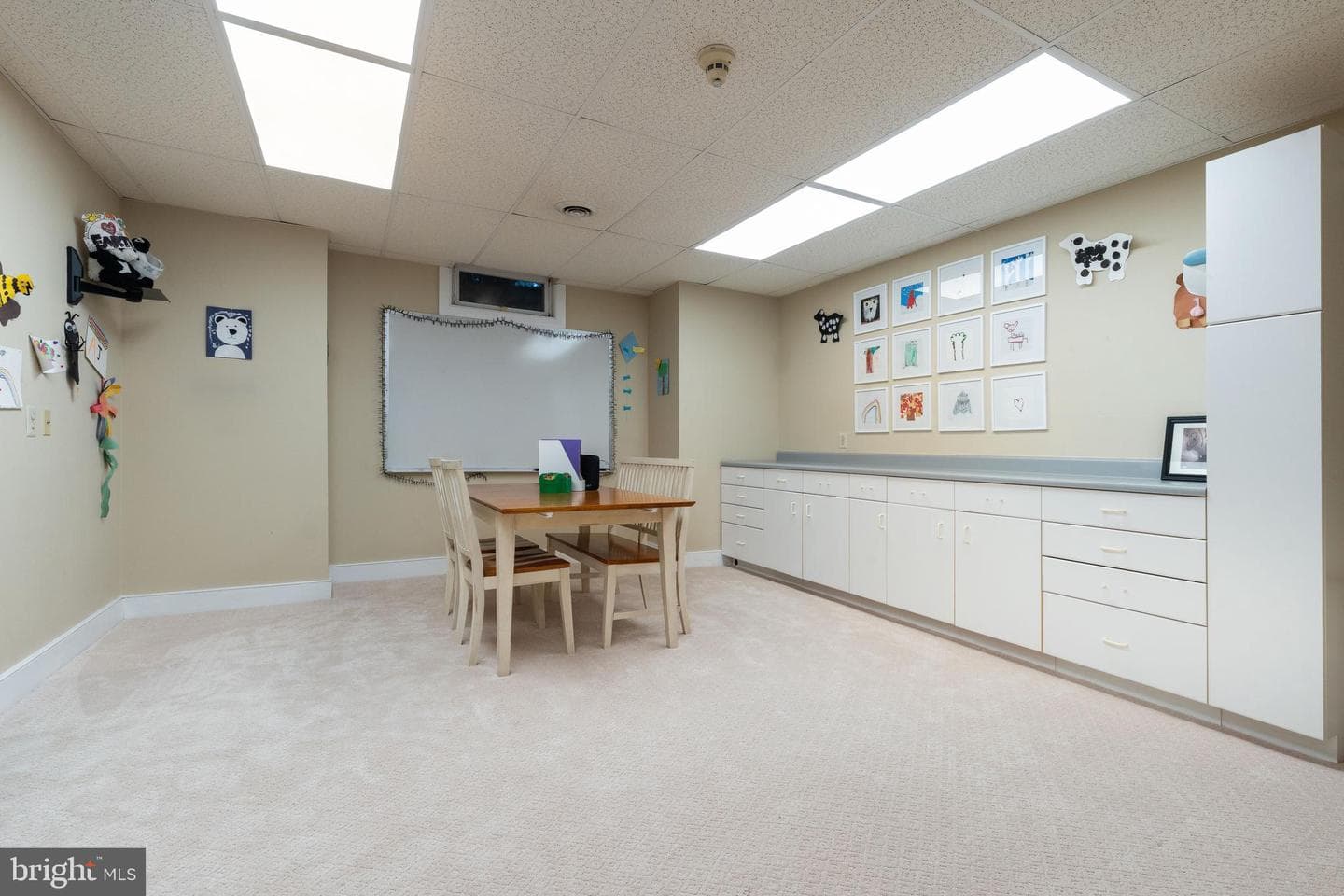 900 Gladestry Lane photo 35