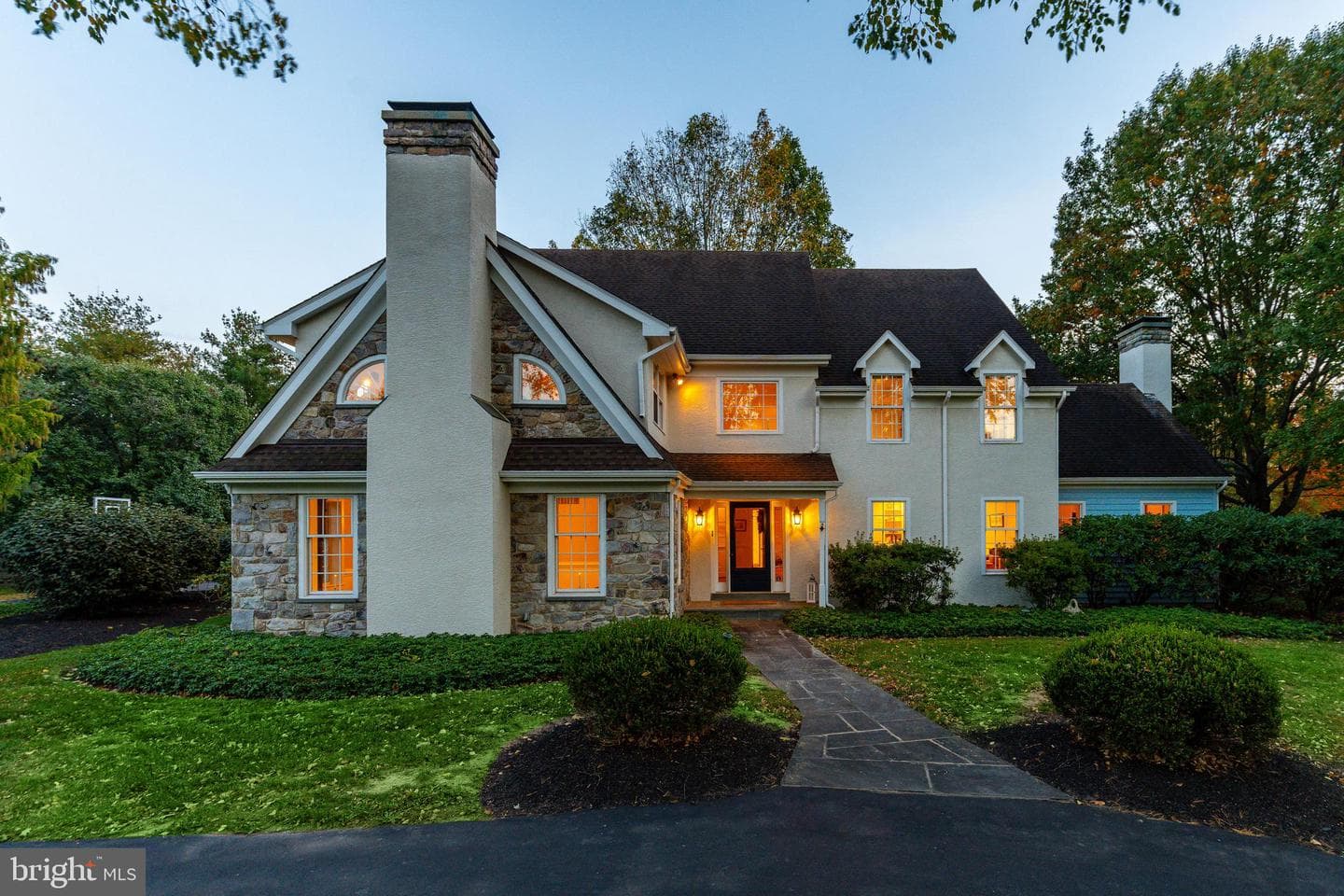900 Gladestry Lane photo 46