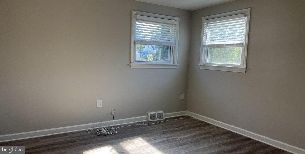 722 Maple Avenue photo 6