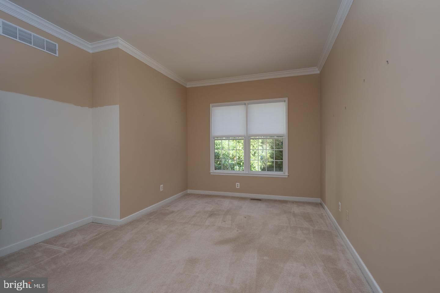 553 Exeter Court photo 25