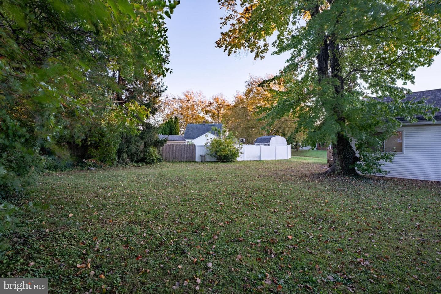 14 Norwyn Road photo 40