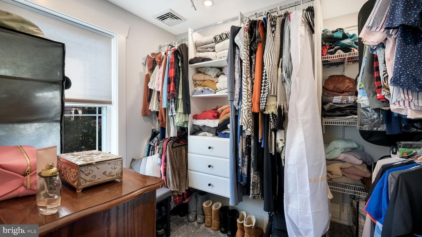 1104 N York Road photo 26