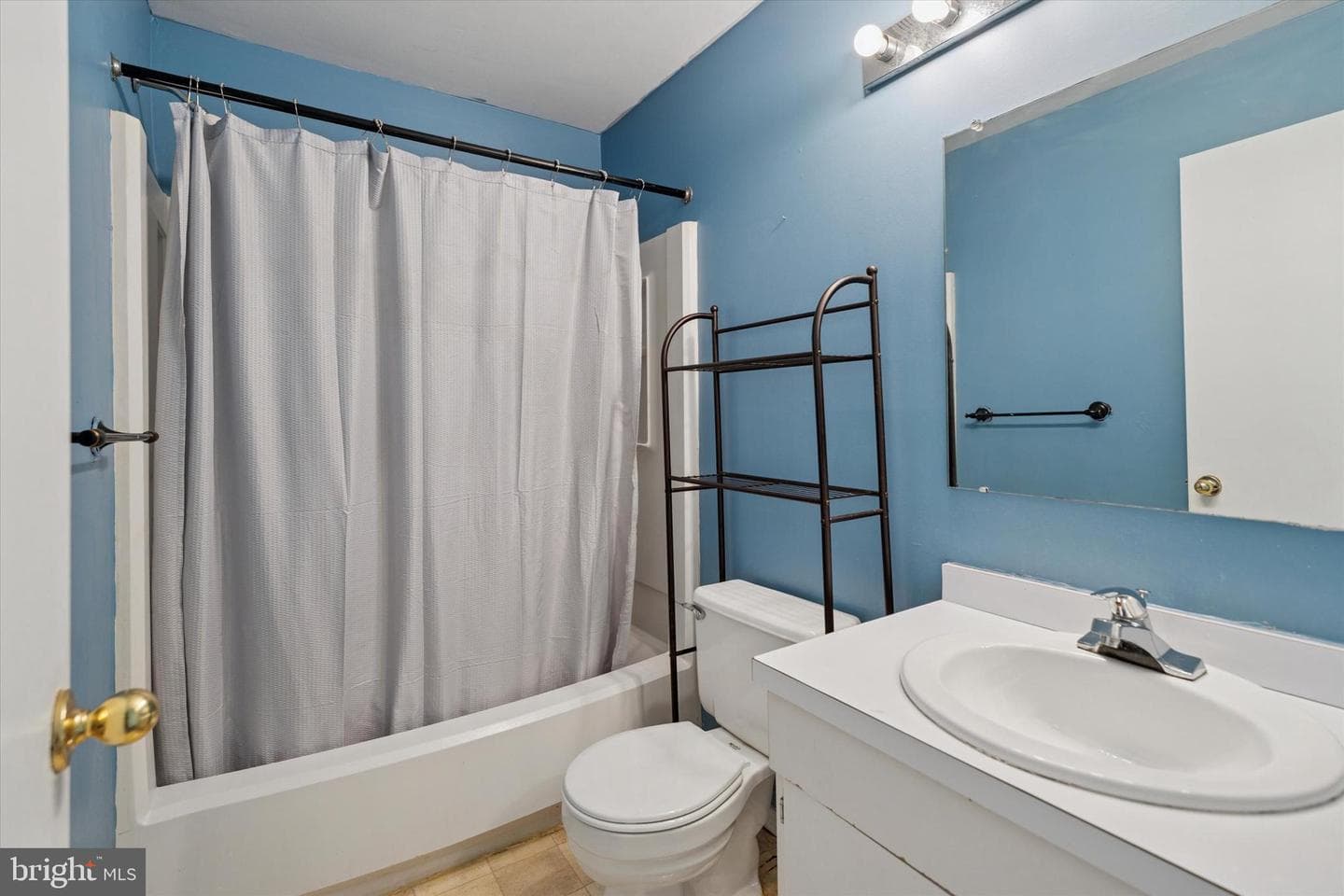 1308 Morris Court photo 11