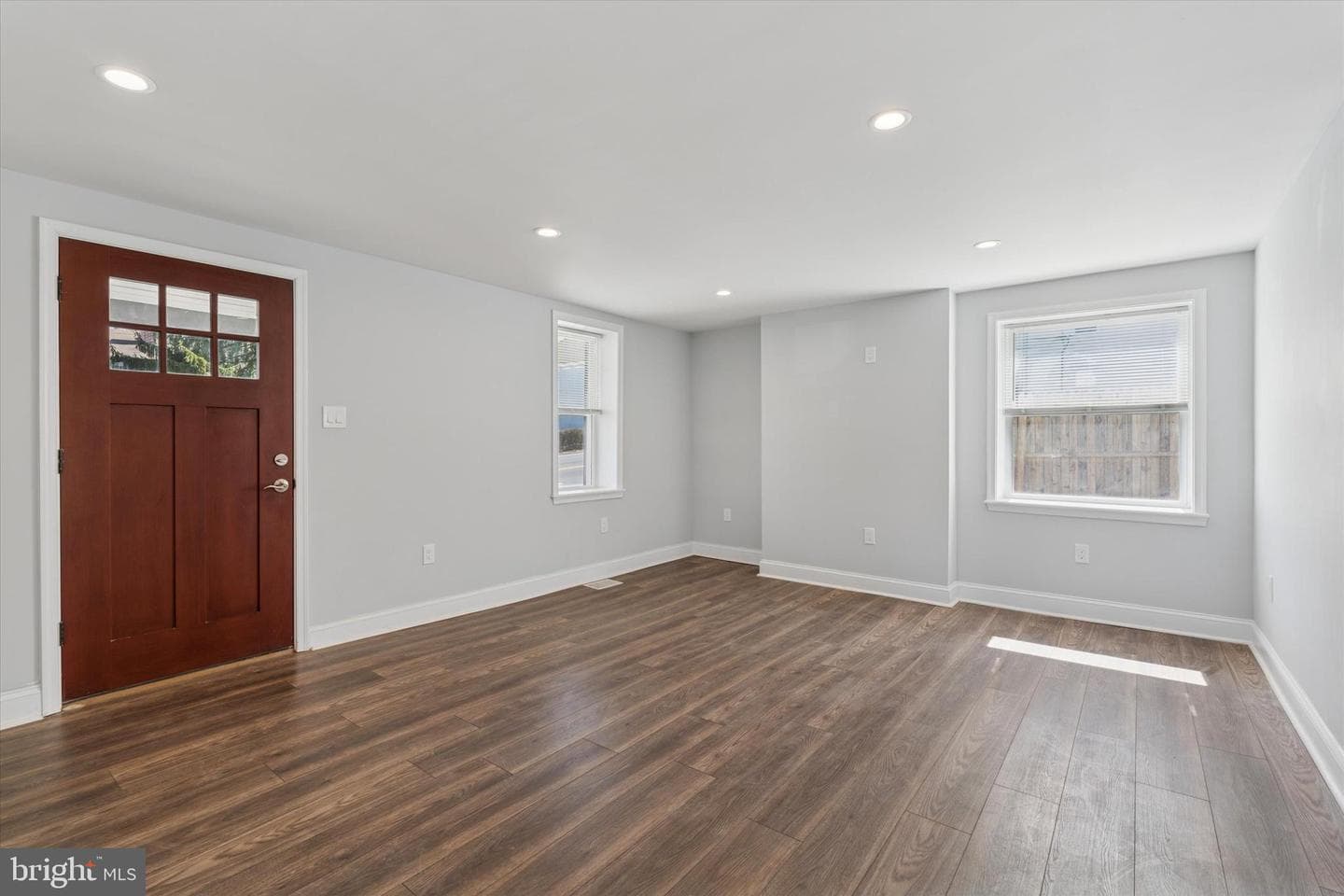 636 Ridge Pike photo 4
