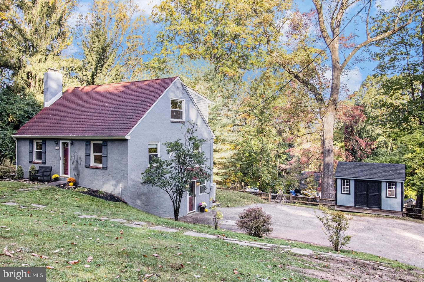 424 Weadley Road photo 4