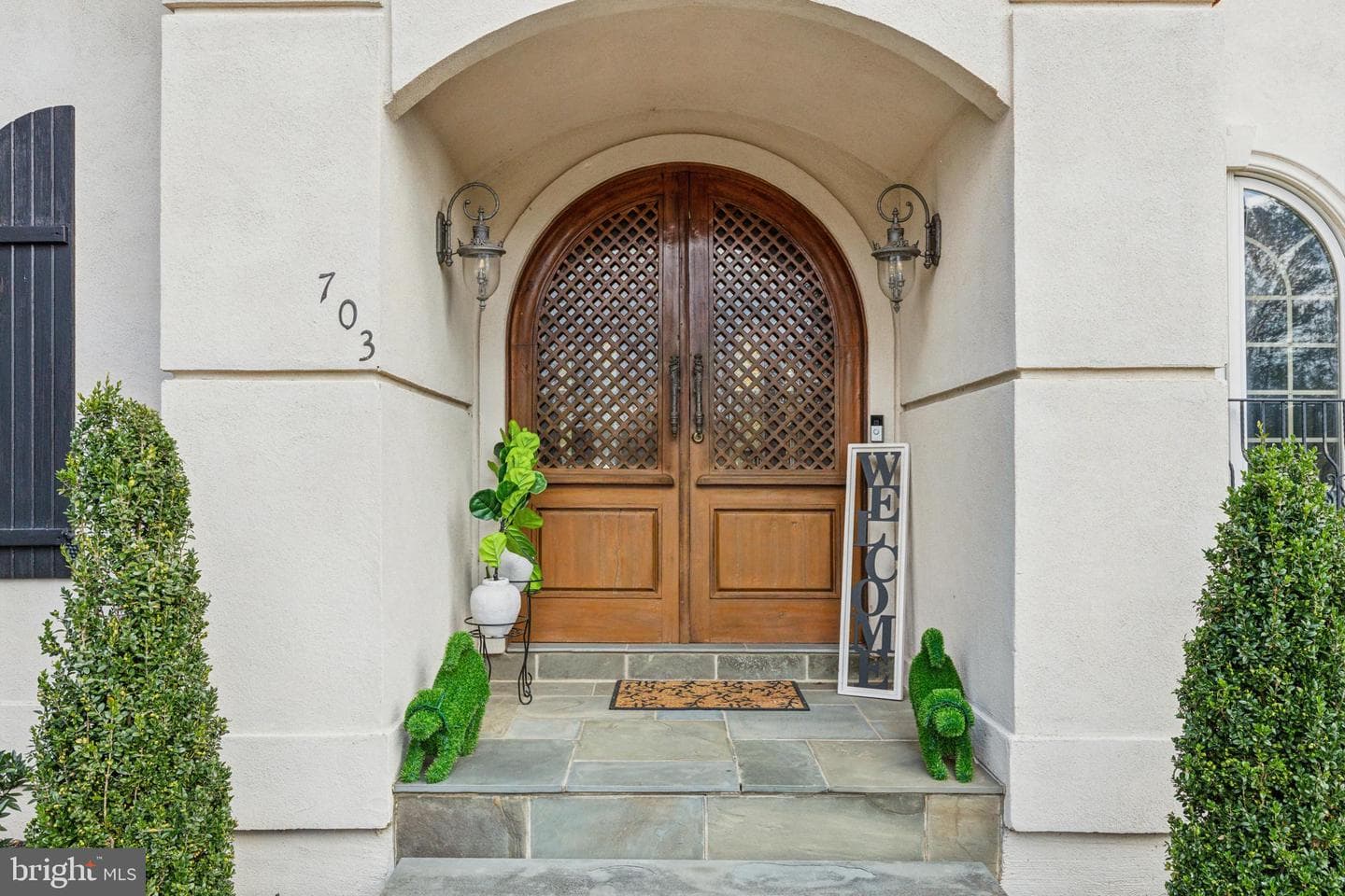 703 Daventry Way photo 5
