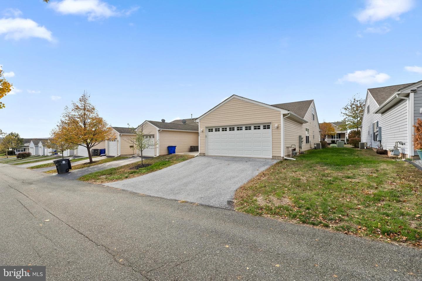 1536 Glasgow Street #80 photo 2