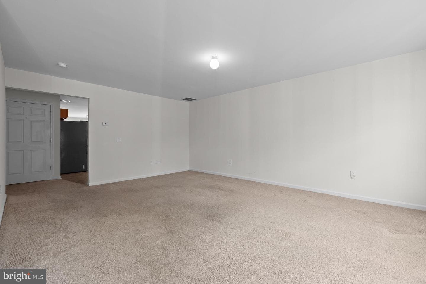 1536 Glasgow Street #80 photo 4