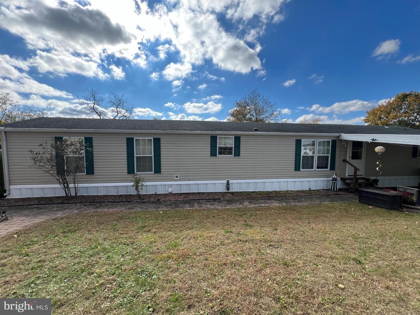 207 Green Hill Drive photo 3