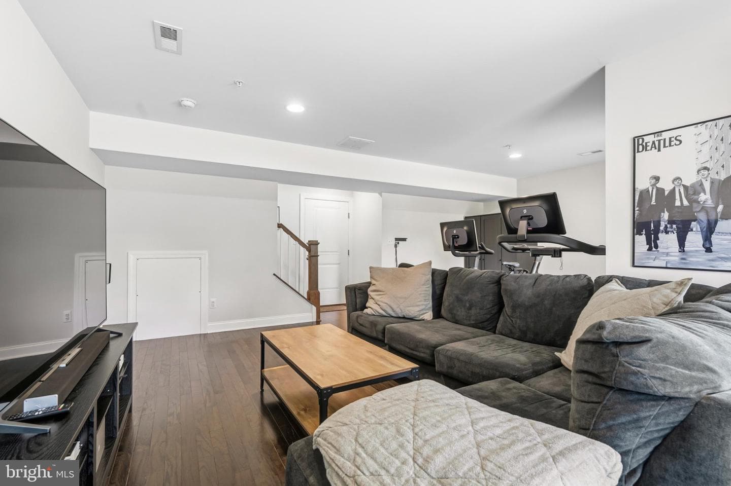 150 Larrabee Way photo 27