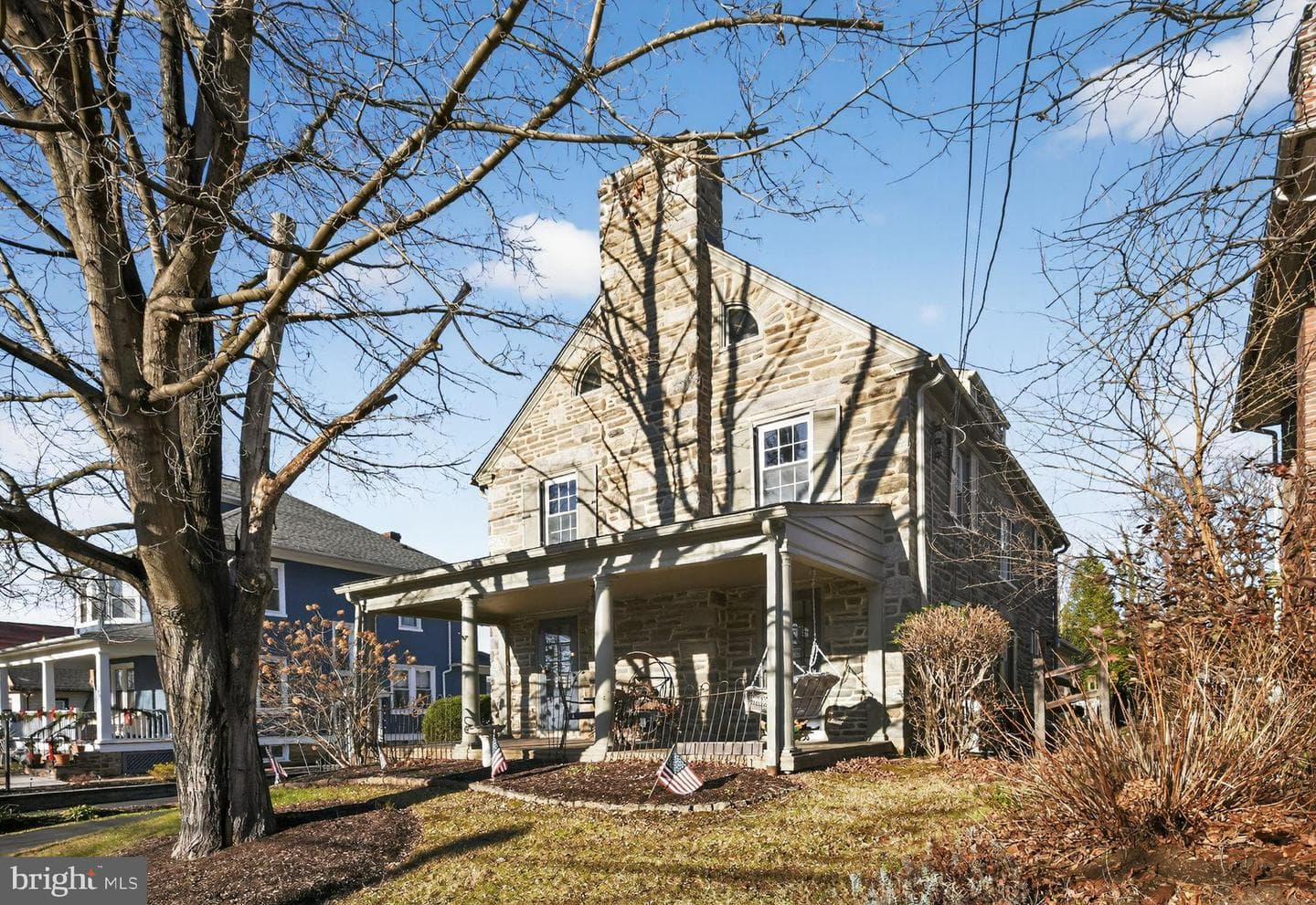 106 Montgomery Avenue photo 2