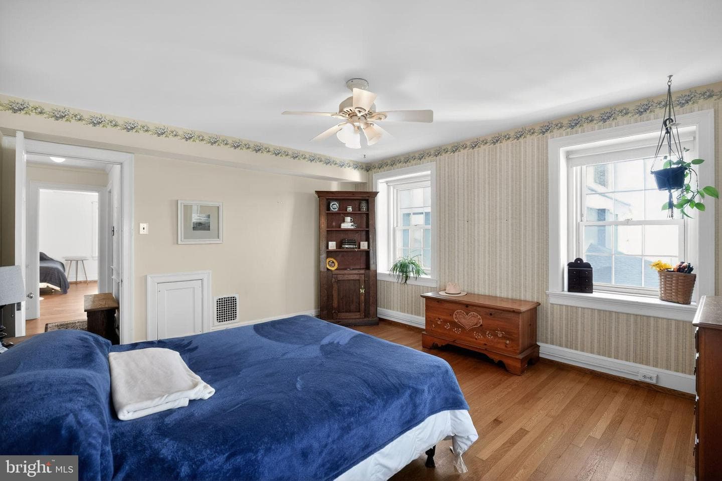 106 Montgomery Avenue photo 26