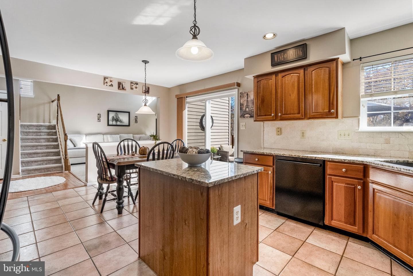 1134 Cornwallis Way photo 22