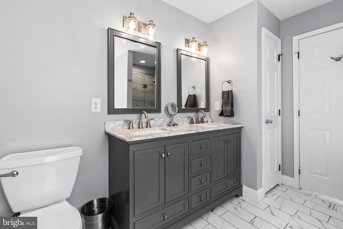 1134 Cornwallis Way photo 34