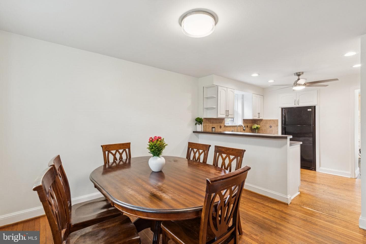 222 Harrogate Road photo 11