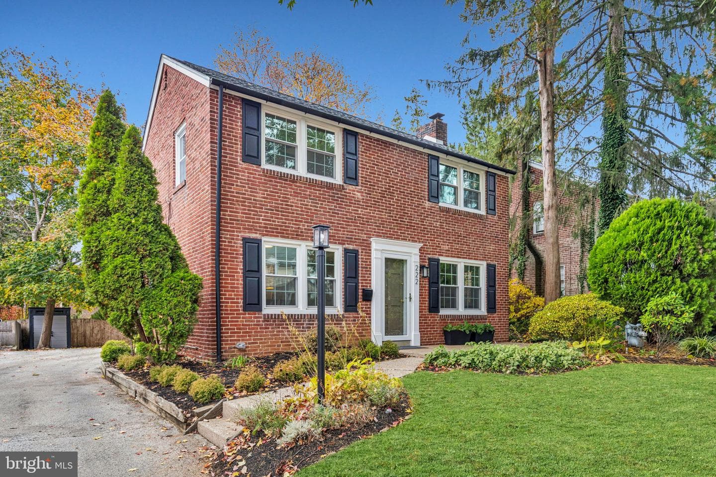 222 Harrogate Road photo 43