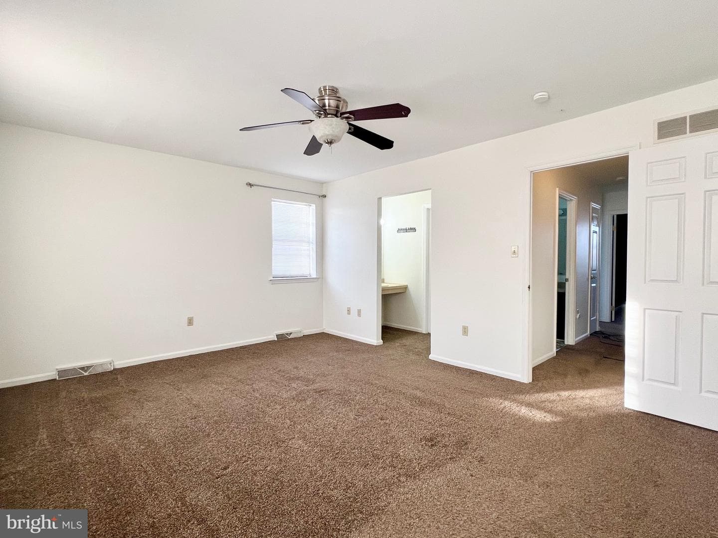 2515 Fieldcrest Avenue photo 21
