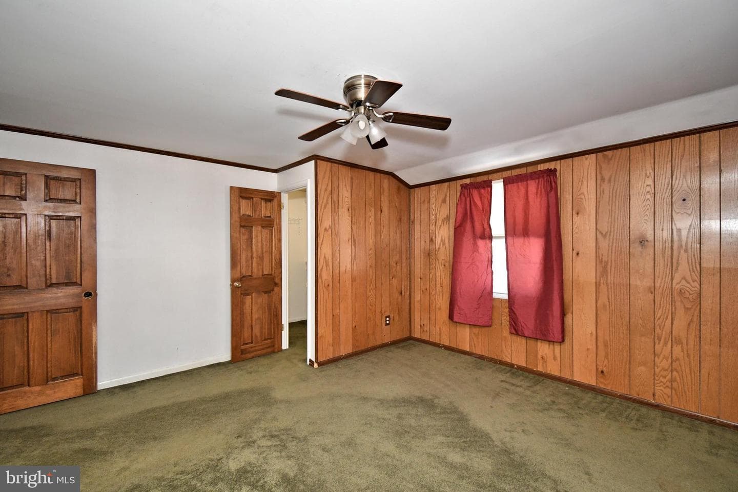 145 Colonial photo 21