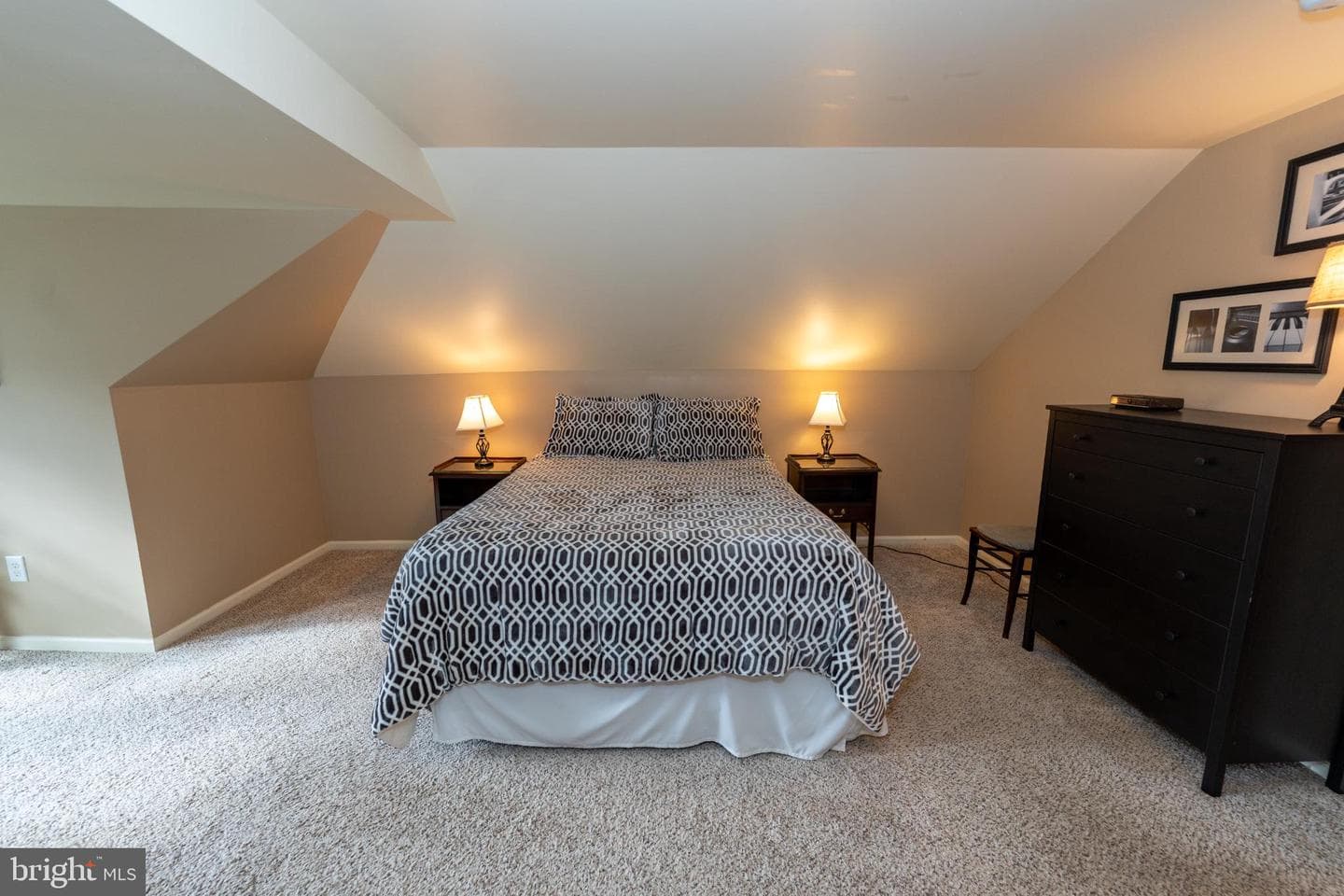 44 Adams Avenue photo 30