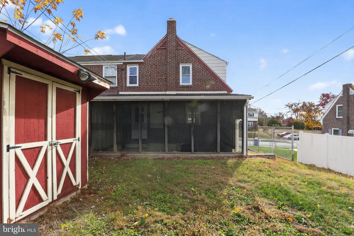 661 N Keim Street photo 24