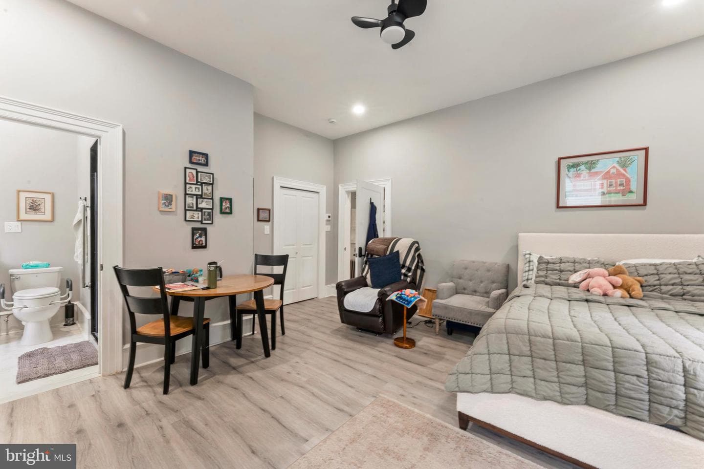 1339 Wheatsheaf Lane photo 20