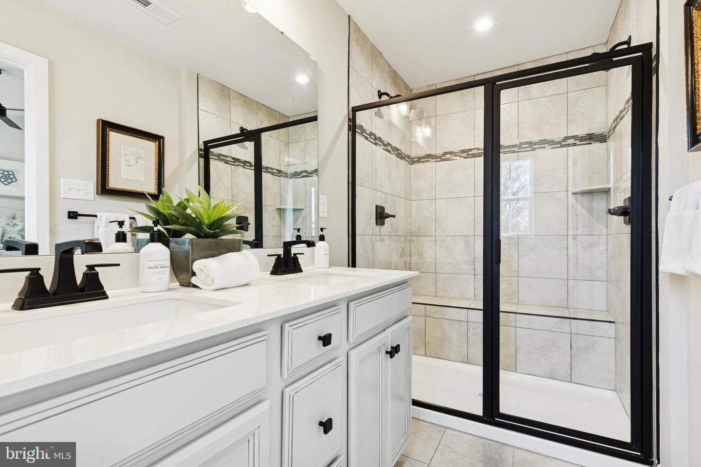 102 Sterling Drive photo 17
