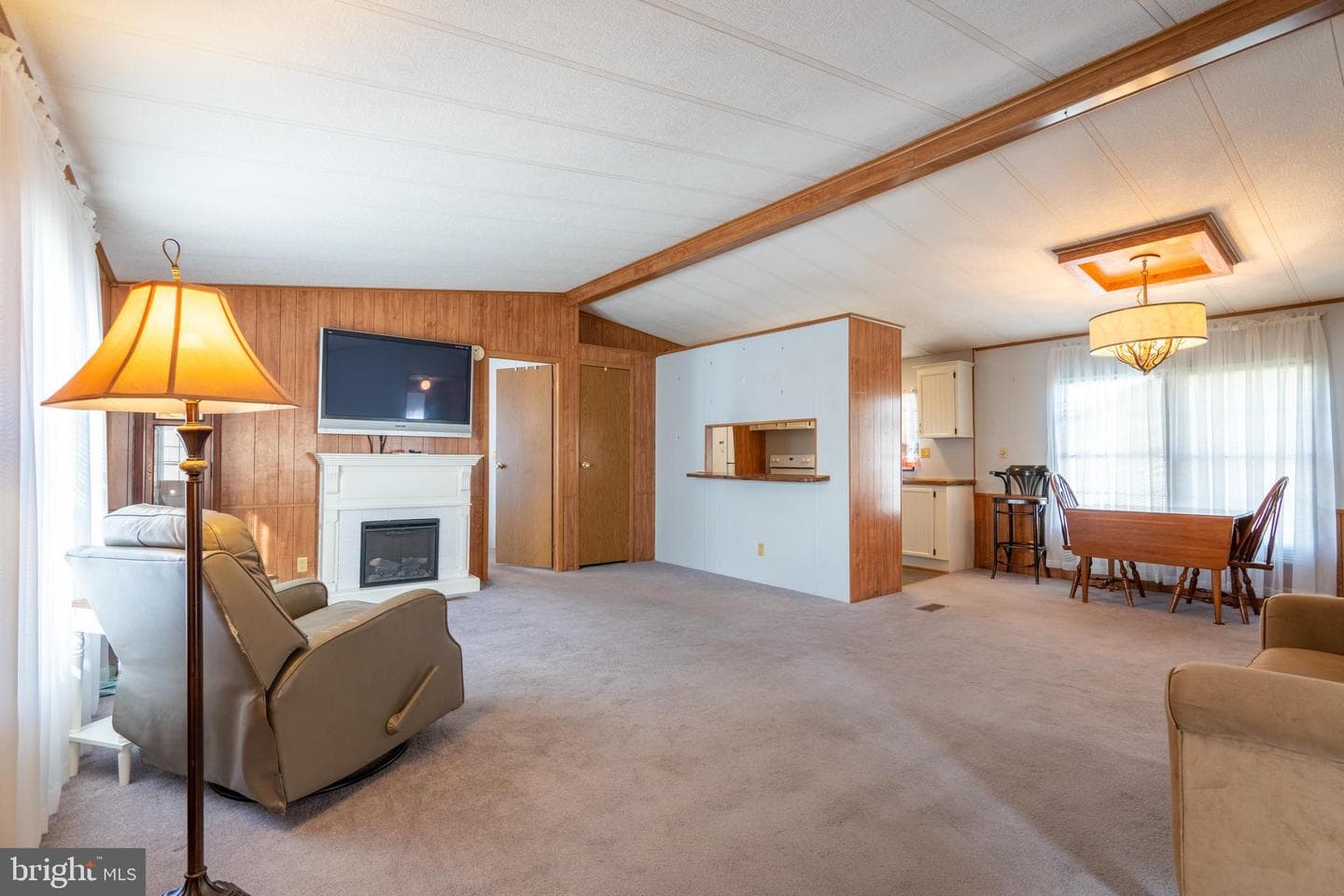 225 Cherrywood Court photo 4