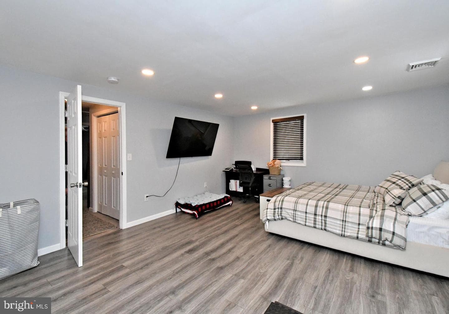 510 N Pleasantview Road photo 23
