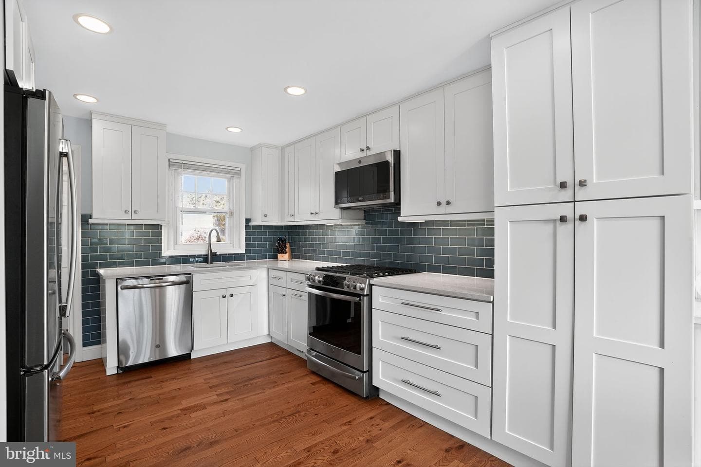 21 Franklin Avenue photo 8