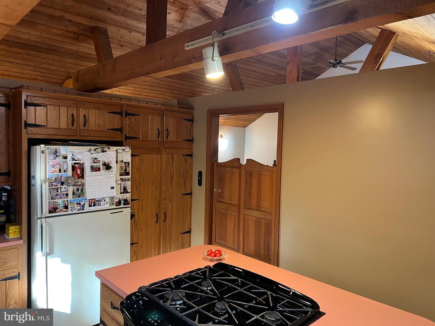1440 Farmington Avenue photo 21