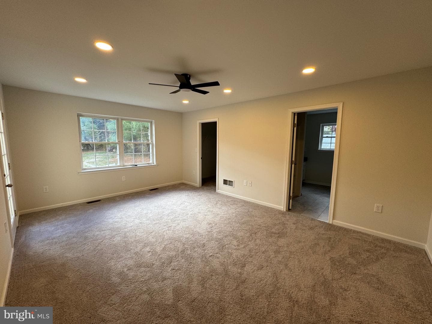 258 Glendale photo 5