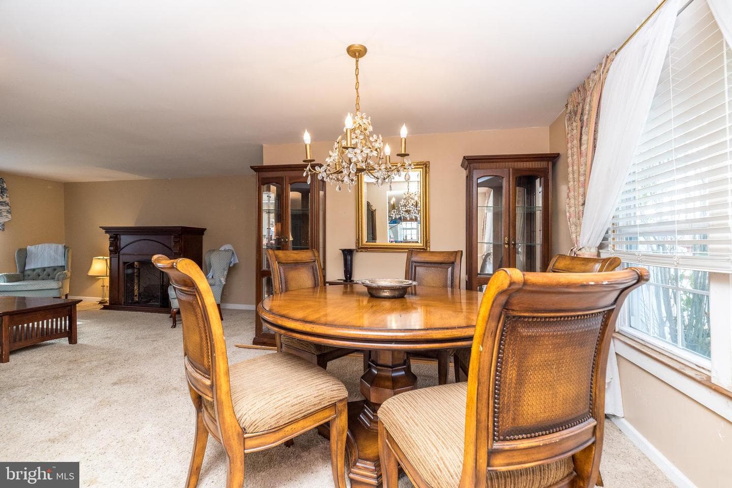 61 Longwood Place photo 13