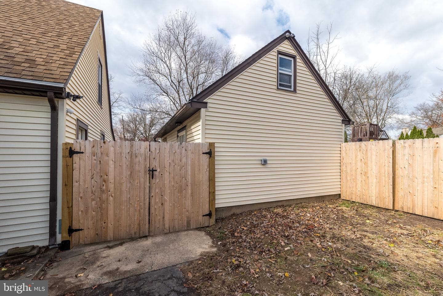 220 Pennbrook Avenue photo 26