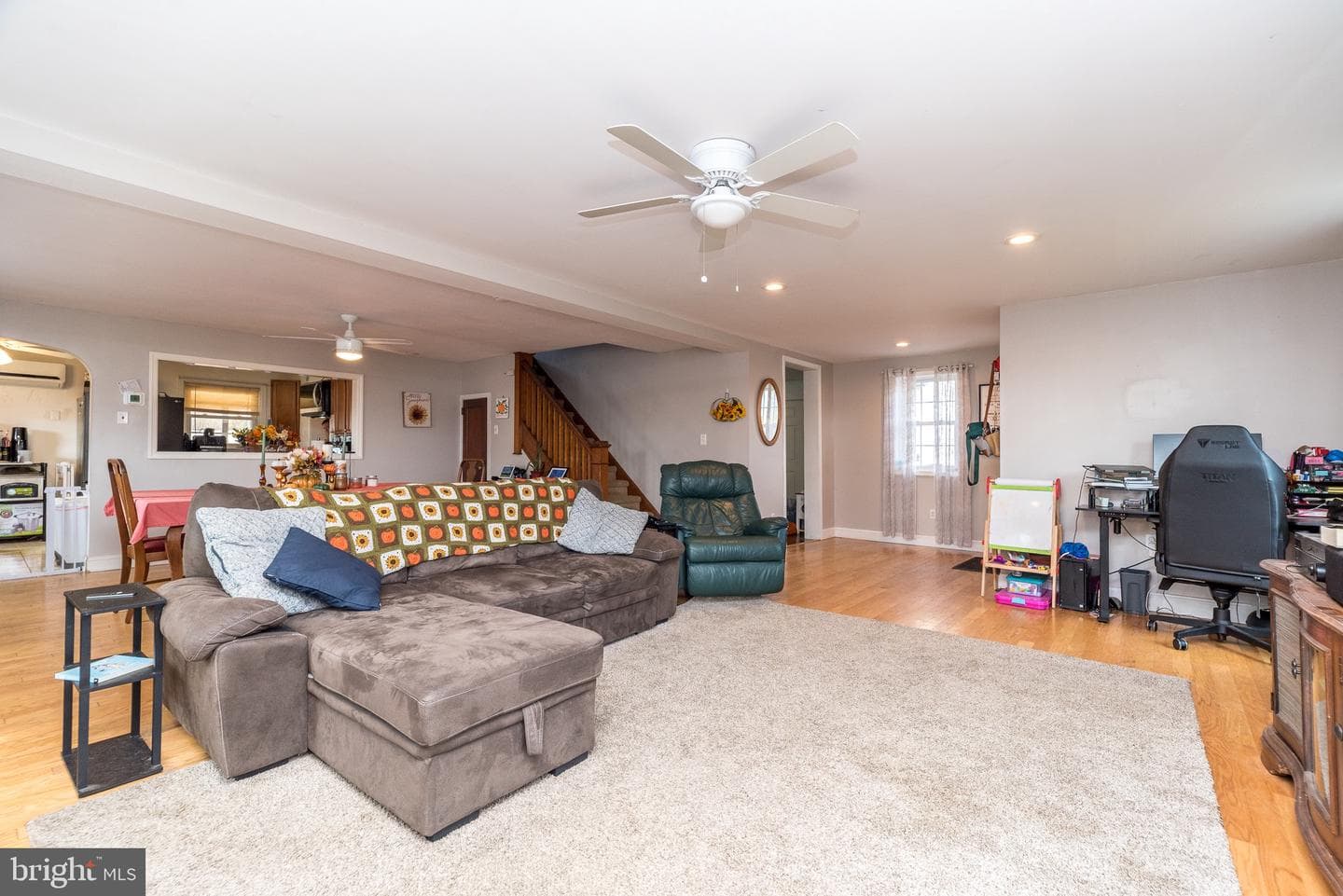 220 Pennbrook Avenue photo 4