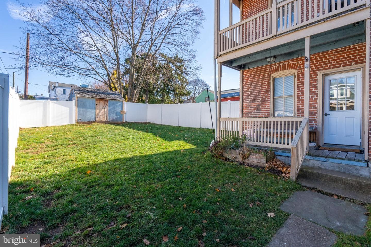 202 Dotts Street photo 40
